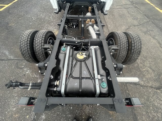 2024 Ford Super Duty F-450 DRW XL