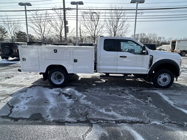2024 Ford Super Duty F-450 DRW XL 9' ALUMINUM UTILITY BODY