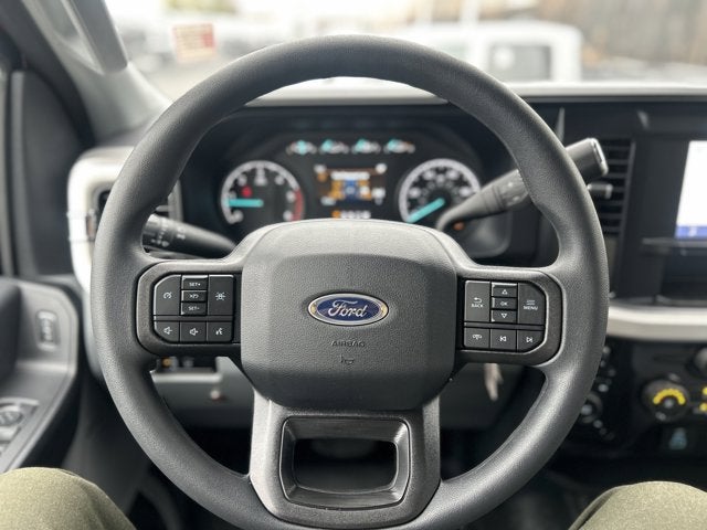 2026 Ford Super Duty F-350 DRW XL 9' LANDSCAPE BODY