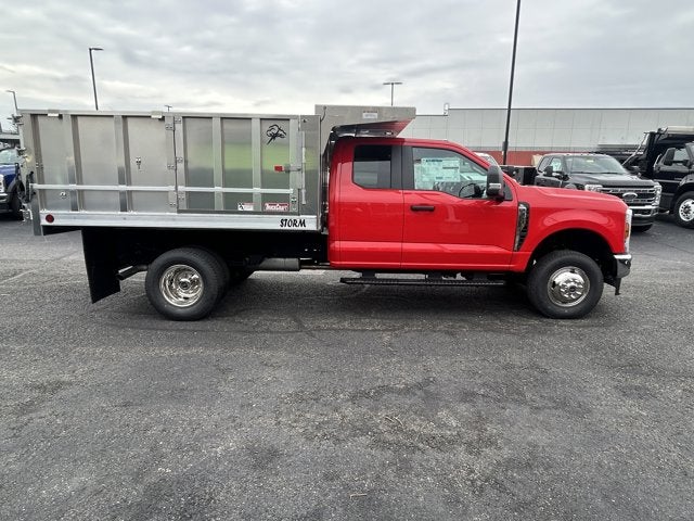 2026 Ford Super Duty F-350 DRW XL 9' LANDSCAPE BODY