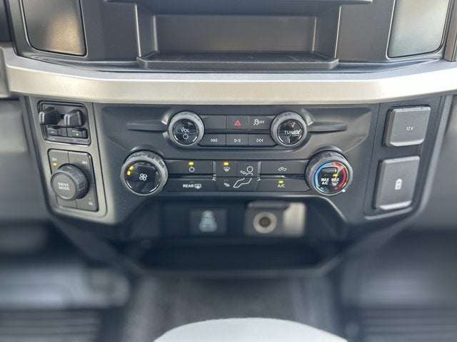 2026 Ford Super Duty F-350 DRW XL