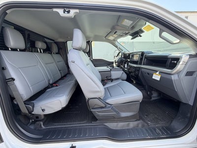 2026 Ford Super Duty F-350 DRW XL 9' DUMP BODY