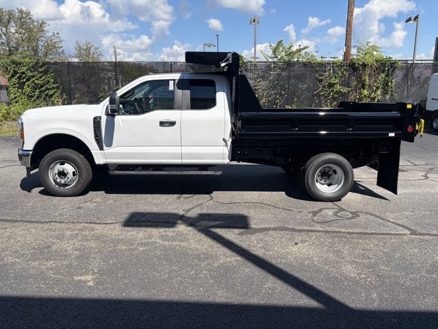 2026 Ford Super Duty F-350 DRW XL 9' DUMP BODY