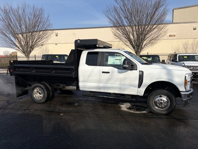 2026 Ford Super Duty F-350 DRW XL 9' DUMP BODY