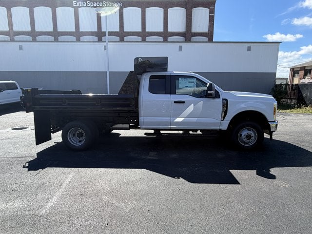2026 Ford Super Duty F-350 DRW XL