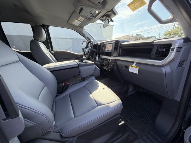 2026 Ford Super Duty F-350 DRW XL 9' DUMP BODY