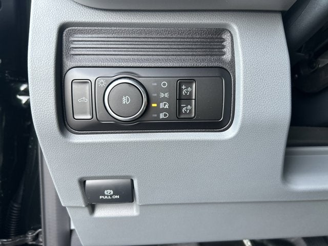 2026 Ford Super Duty F-550 DRW XL