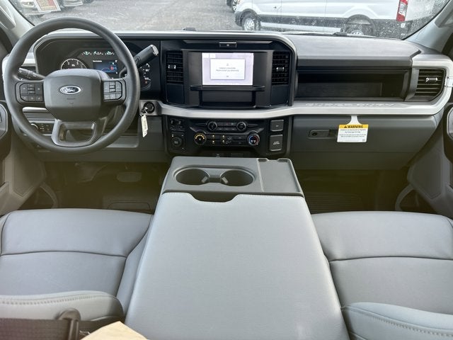 2026 Ford Super Duty F-550 DRW XL