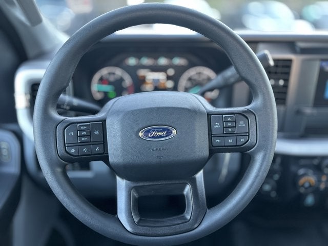 2026 Ford Super Duty F-550 DRW XL 9' STAINLESS DUMP