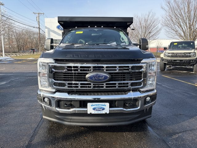 2026 Ford Super Duty F-350 DRW XL 9' DUMP BODY