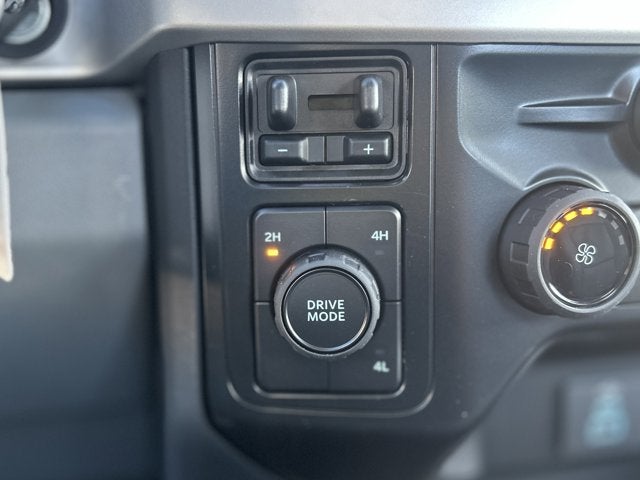 2026 Ford Super Duty F-350 DRW XL 9' DUMP BODY