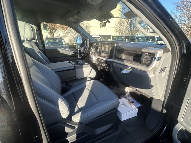 2026 Ford Super Duty F-350 DRW XL 9' DUMP BODY