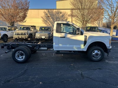 2026 Ford Super Duty F-350 DRW XL
