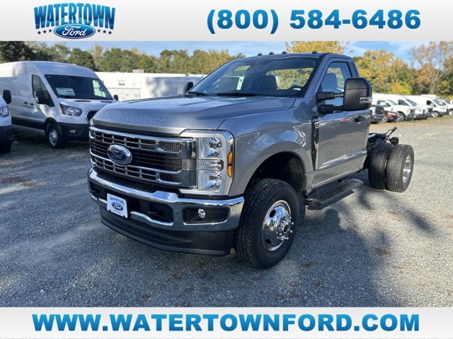 2026 Ford Super Duty F-350 DRW XL