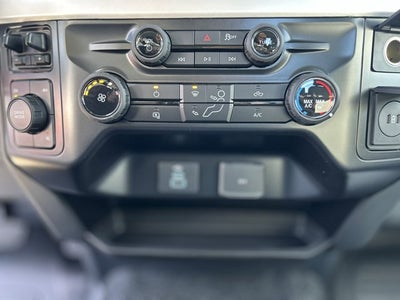 2026 Ford Super Duty F-350 DRW XL