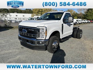 2026 Ford Super Duty F-350 DRW XL
