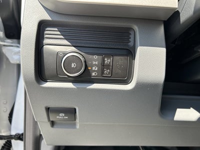 2025 Ford Super Duty F-550 DRW XL