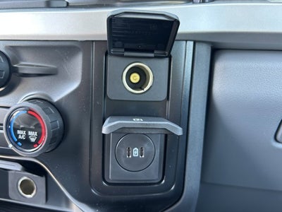 2025 Ford Super Duty F-550 DRW XL