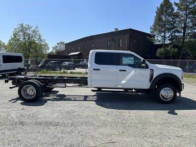 2025 Ford Super Duty F-550 DRW XL