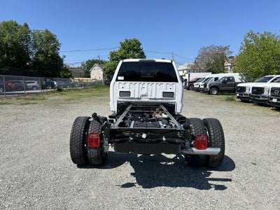 2025 Ford Super Duty F-550 DRW XL