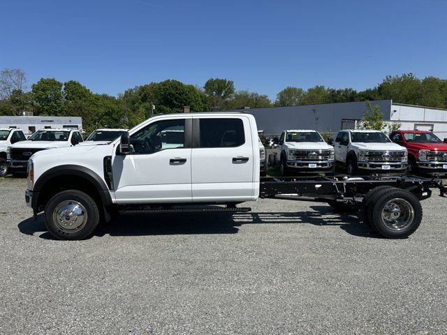2025 Ford Super Duty F-550 DRW XL