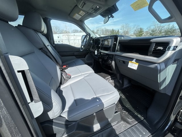 2026 Ford Super Duty F-550 DRW XL