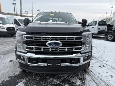 2026 Ford Super Duty F-550 DRW XL 9' DURAMAG SERVICE BODY