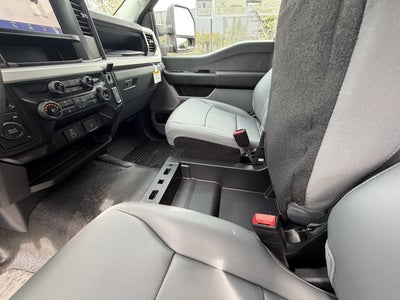 2026 Ford Super Duty F-550 XL 11' SWITCH N GO