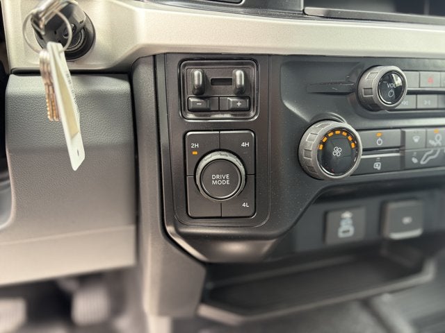 2026 Ford Super Duty F-550 XL 11' SWITCH N GO