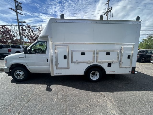 2026 Ford E-350 12' WORKPORT Base