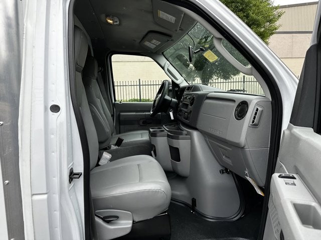 2025 Ford E-Series Cutaway 12' BOX