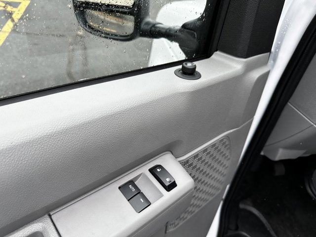 2025 Ford E-Series Cutaway 12' BOX