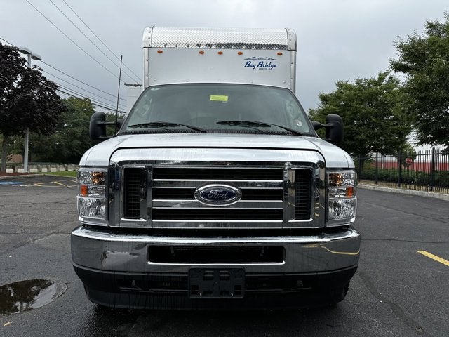 2025 Ford E-Series Cutaway 12' BOX