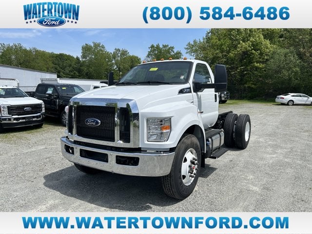 2026 Ford F-650SD Base