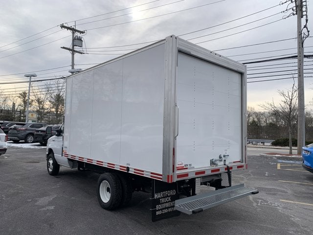 2024 Ford E-Series Cutaway 14' BOX