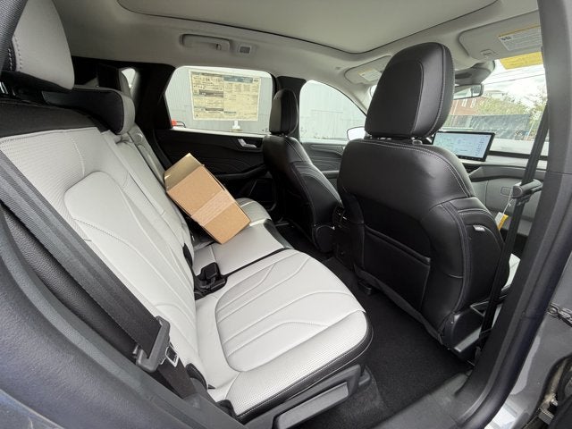 2025 Ford Escape PHEV (Manager's Demo)