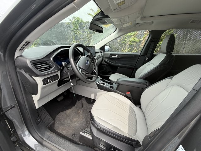 2025 Ford Escape PHEV (Manager's Demo)