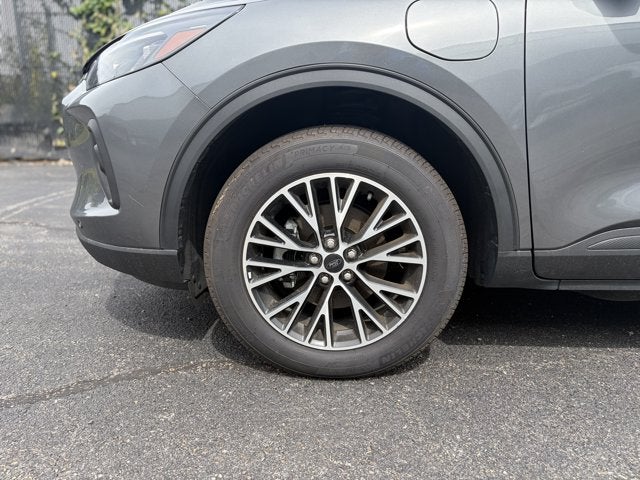 2025 Ford Escape PHEV (Manager's Demo)