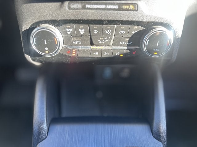 2022 Ford Escape Titanium Hybrid