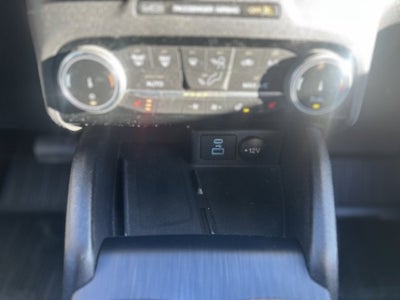 2022 Ford Escape Titanium Hybrid