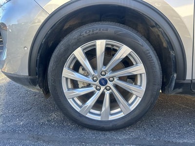 2022 Ford Escape Titanium Hybrid