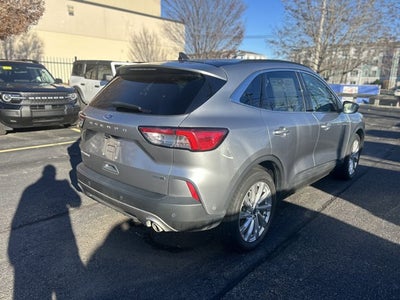 2022 Ford Escape Titanium Hybrid