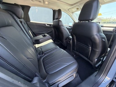 2025 Ford Escape Platinum