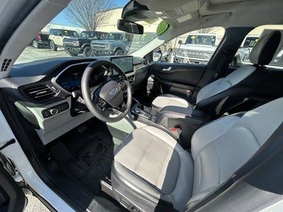 2025 Ford Escape Platinum