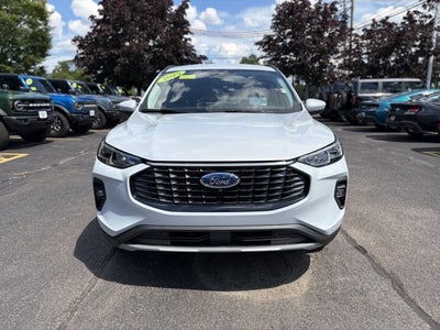 2025 Ford Escape Platinum