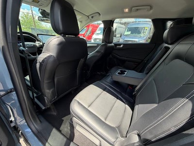 2025 Ford Escape Platinum