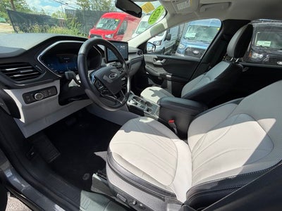 2025 Ford Escape Platinum