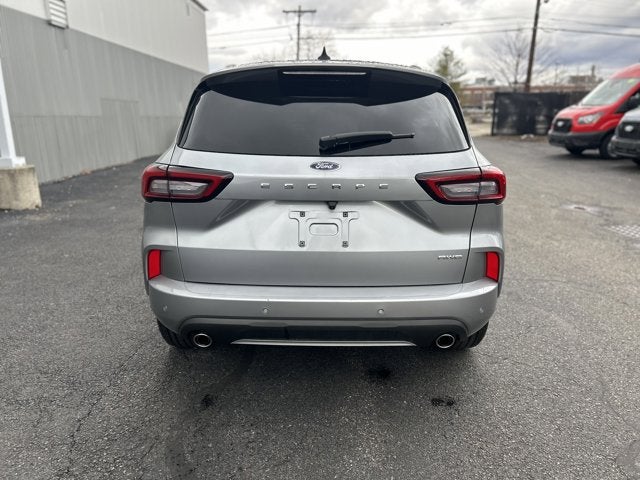 2023 Ford Escape ST-Line Elite