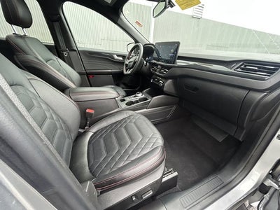 2023 Ford Escape ST-Line Elite