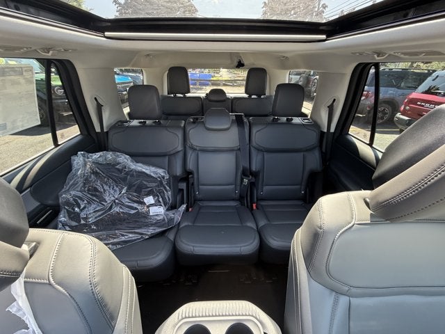 2027 Ford Expedition Active